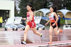 女子１５００メートル