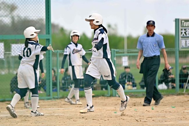 帯大谷が快勝Ｖ　ソフトボール春季高校女子大会