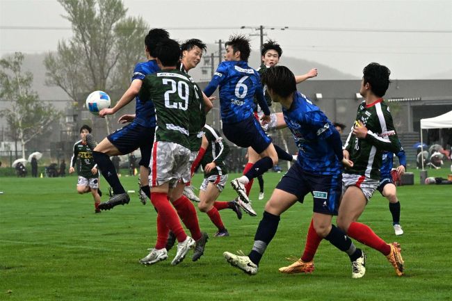 スカイアース初戦快勝、決勝へ　サッカー天皇杯北海道予選