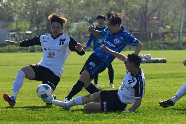 スカイアース惜敗、道代表逃す　１―２ＢＴＯＰ  道サッカー天皇杯決勝