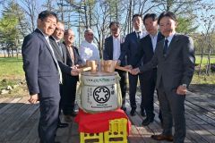 道内経済界トップらと鑑評会５冠祝う　碧雲蔵で上川大雪酒造 13