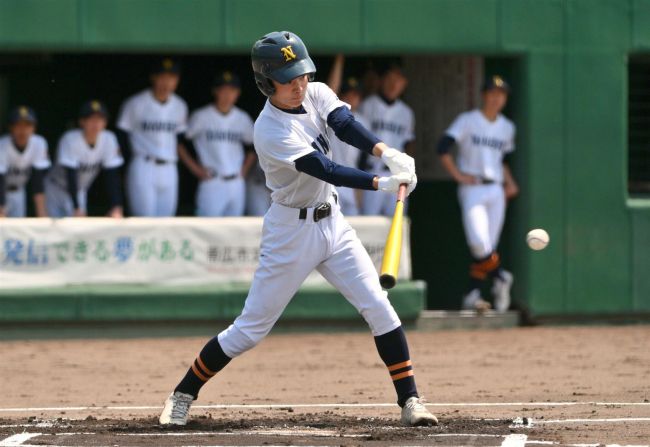 【写真】帯南商コールド快勝、10―0本別 春季道高校野球支部予選3日目