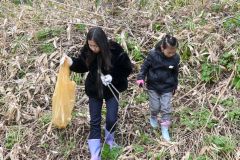 みんなで地域のごみ拾い　豊頃大津小児童がクリーン作戦 2
