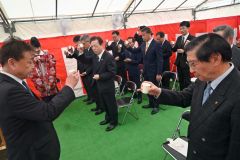 帯信金稲田店改築地鎮祭　川田工業施工　現店舗解体開始は来春 2