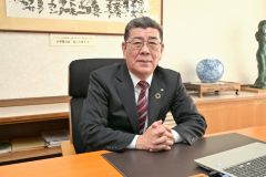 現職の佐々木氏、再選出馬へ　本別町長選