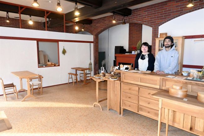 Ｂｒｉｃｋ　ｂｙ　Ｂｒｉｃｋ　レンガ建築の家具工房～空き施設再生ビフォーアフター（３）