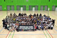 白樺学園参加の道高校女子バレーリーグ、芽室で開幕