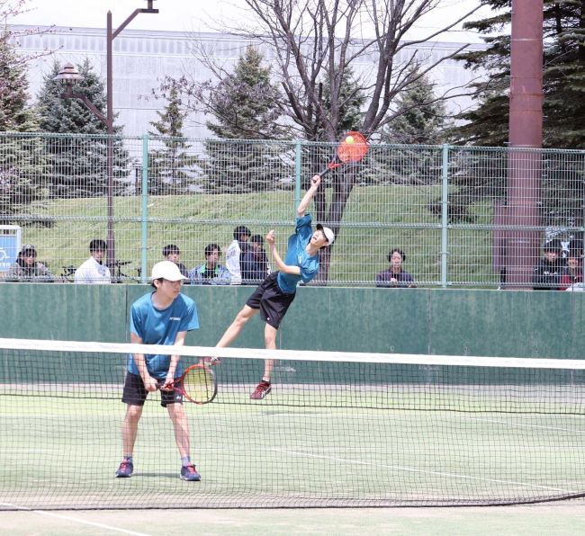 【写真】中川・河村組18歳以下複V 女子は三崎・宮本組 中川と三崎は2冠 道ジュニアテニス選手権道東ブロック予選