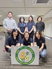交流会への参加を呼び掛ける会員たち