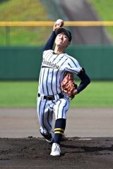 【準決勝・白樺学園―帯農】白樺学園の先発右腕・谷内翔は５回を無失点の好投を演じた（須貝拓也撮影）
