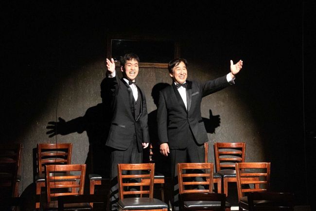 演研５０周年記念の初公演、８０分間熱演　創設時の思い出話も