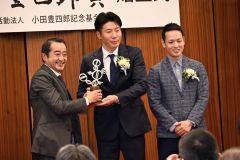 六花亭「小田豊四郎賞」に利尻昆布漁師の小坂さん　六次産業化に尽力 6