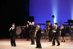 池田高校の演奏（助川かおる通信撮影）