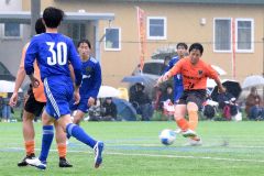 帯北高快勝、５―１駒大苫小牧高　Ｕ１８サッカーリーグ北海道ＦＡリーグ第６節 38