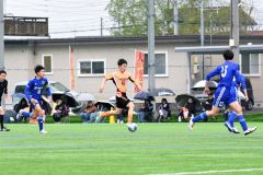 帯北高快勝、５―１駒大苫小牧高　Ｕ１８サッカーリーグ北海道ＦＡリーグ第６節 4