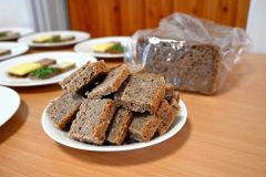 ライ麦を原材料とするロブロ