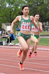 女子１００メートル４組
