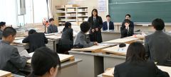 帯工建築科3年生と若手建設産業就業者が意見交換 4