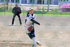 【リーグ戦・帯大谷―帯南商】力投する帯大谷の手塚仁菜。四回を無失点に抑えた