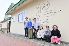 異業種同居「みどりの家」オープン　訪問看護にコミナス事業所、雑貨店　更別の新たな憩いの場に