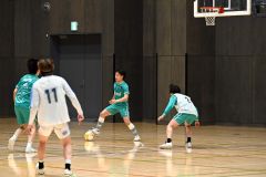 今季も主将を務める吉田（中央）「サポーターの声援が力になる」と語り、応援を呼び掛けている