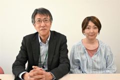 移転当時から勤務し現在は施設長を務める石川さん（左）と管理栄養士の川田さん