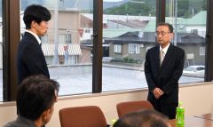 副町長の佐藤氏が週内にも出馬表明、新得町長選　町民有志「考える会」が要請