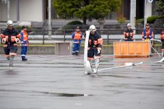水出し操法の様子