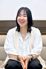 穏やかな表情で競技人生や引退試合イベントなどについて語る永原和可那さん（金野和彦撮影）