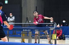 高校は大坂、斉藤、一般Ａは長畑、橋本Ｖ　全十勝春季卓球