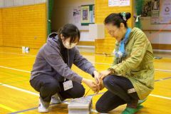 屋外活動に必要な知識などを学んだ講座