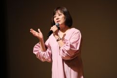 フリーアナウンサー武内陶子さん「ロックに生きると決めた」　ＳＡＬＡ講演会 写真2