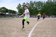 意地とプライドを懸けて激走（７日、音更鈴蘭、内形勝也撮影）