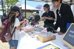 上士幌高校の生徒による雑貨販売ブース