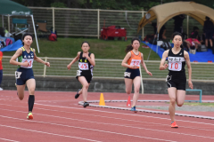 女子２００㍍準決勝１組