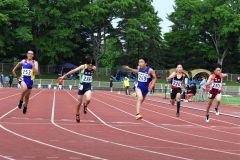 １年男子１００メートル決勝