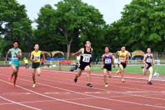 ２年男子１００メートル決勝