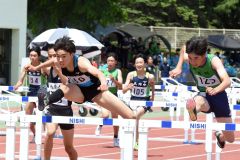 男子１１０メートル障害決勝