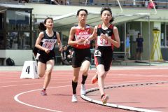 女子８００メートル決勝２組