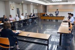 地域交通の情報を共有した「広尾町地域公共交通会議」の初会合