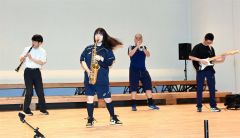 本番に向け練習に励む池田高校吹奏楽部