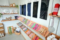 １４日オープンの刺し子専門店「さしこのさなのん」