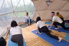 足寄のＫＯＹＡ．ｌａｂ陵雲荘で開かれた小林さんのヨガイベント
