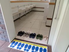 札内川園地のキャンプ場に設置した新しいトイレ