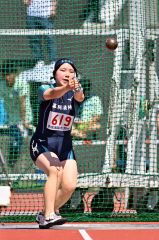 女子やり投げ　１年の上田（帯三条）Ｖ、植松（幕別清陵）３位、女子ハンマー青木（幕別清陵）制す　道高体連陸上第１日 17