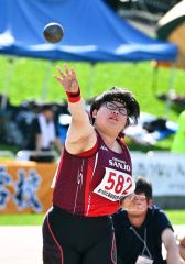 女子１００メートル　旭川志峯（共栄中出）の山崎３連覇　女子砲丸は幕別清陵・佐藤準優勝　道高体連陸上第２日 17