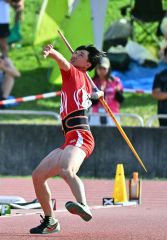【男子やり投げ決勝】１投目から６０メートル１３を投げ優勝した清水佑真（帯柏葉）