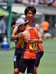 帯柏葉勢２種目制覇　８００山田は２連覇　やり投げ清水は初Ｖ　道高体連陸上第３日 9