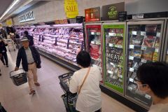 広々、地元冷食ずらり　イオン帯広店リニューアルオープン　冷凍コーナー充実 5