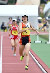 【女子３０００メートル決勝】十勝勢でトップの７位に入った決めた中橋奏瑛（白樺学園）